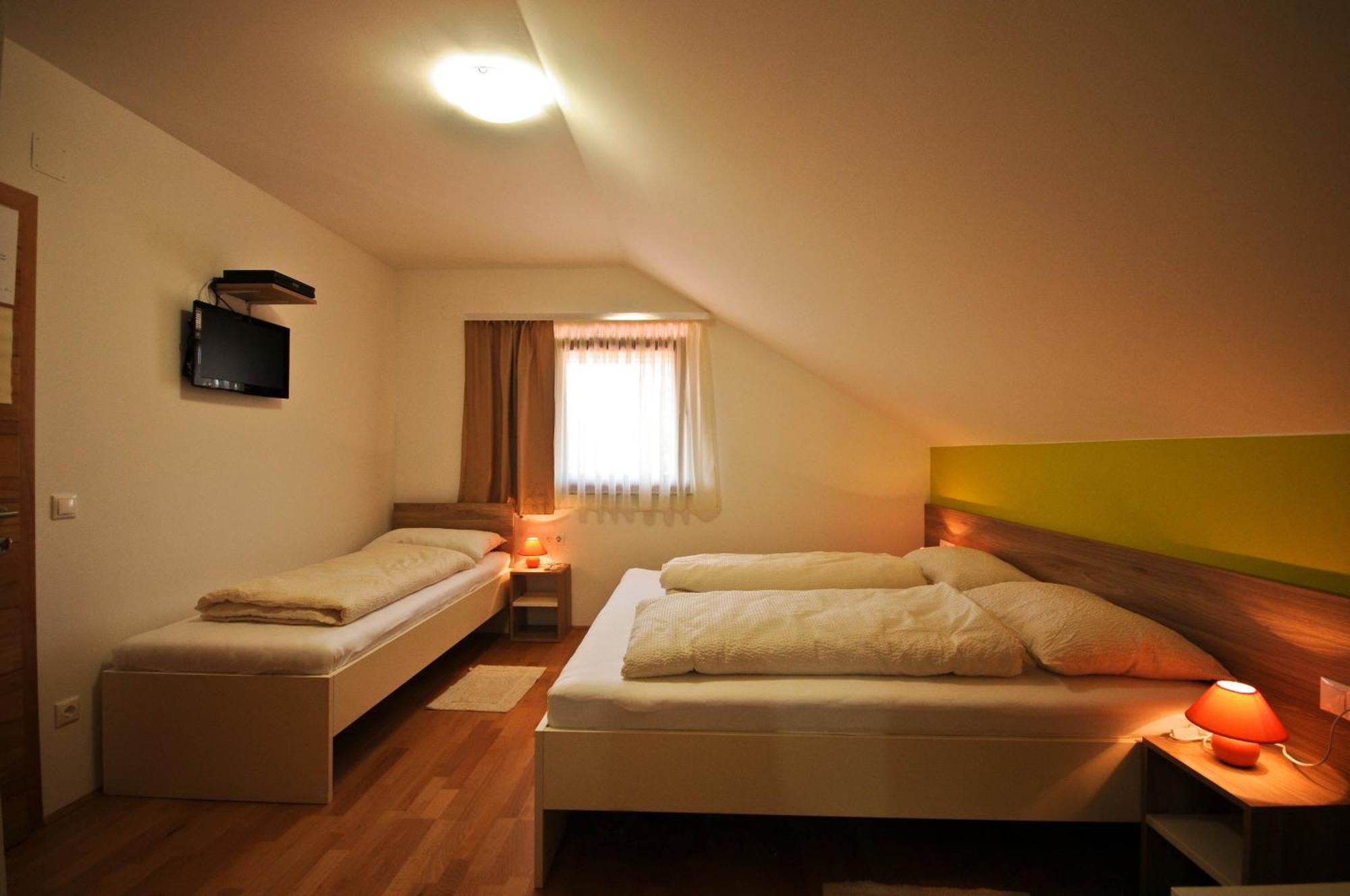 Rooms Jana Szluin Kültér fotó