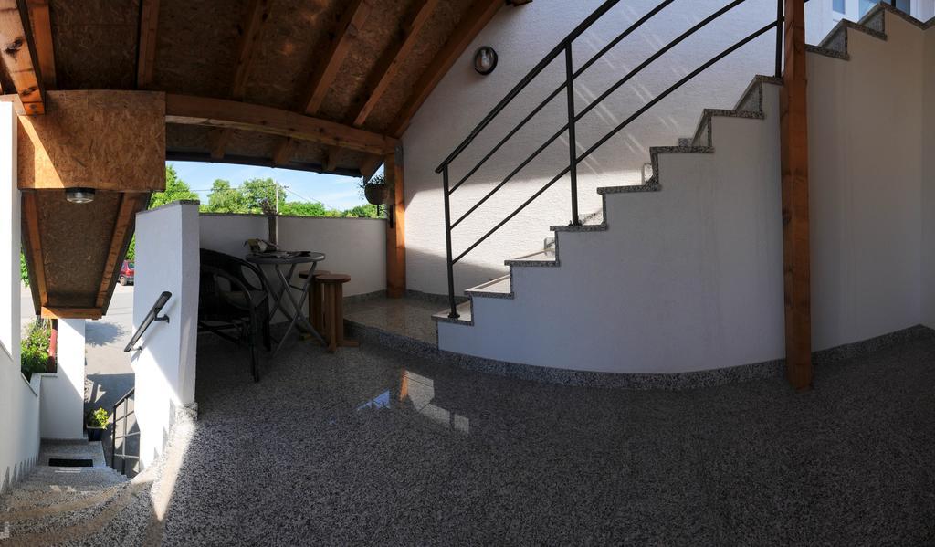 Rooms Jana Szluin Kültér fotó