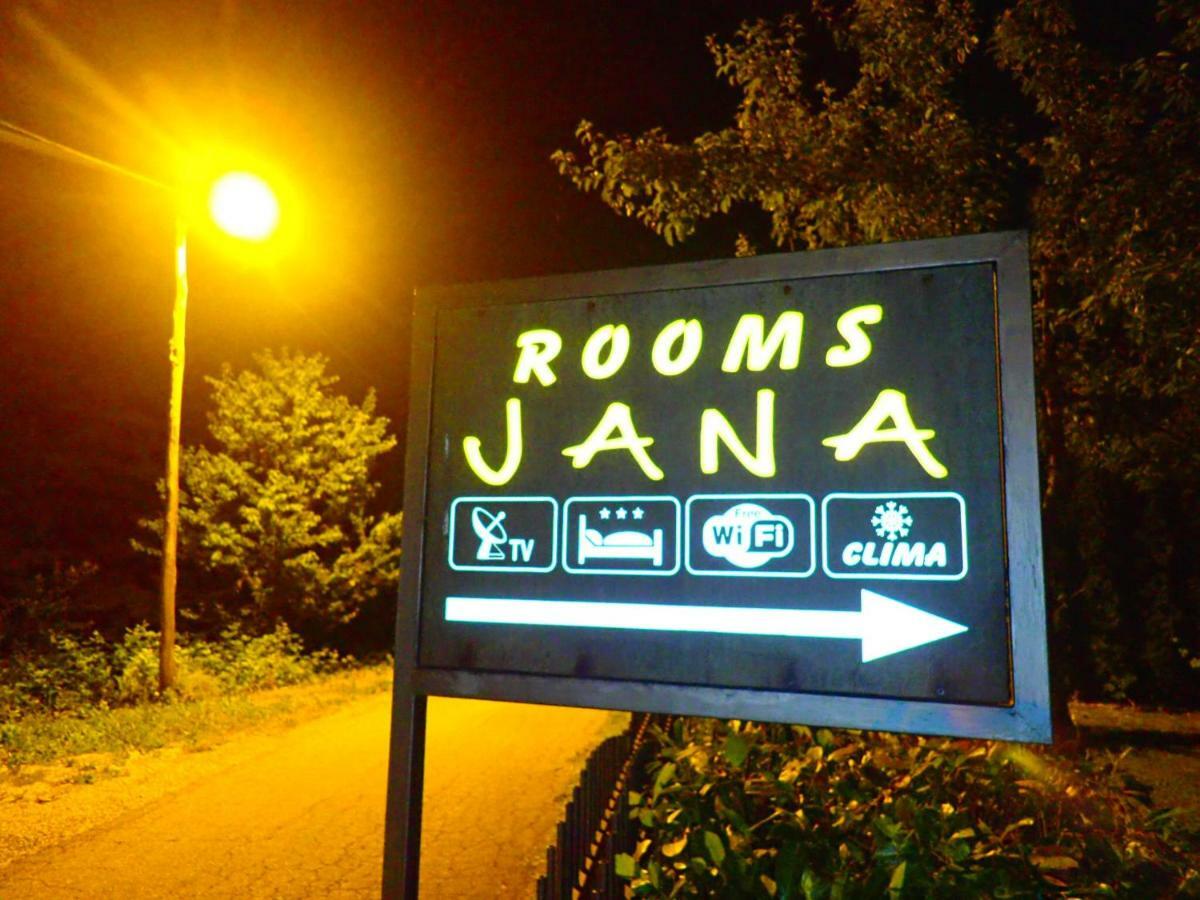 Rooms Jana Szluin Kültér fotó